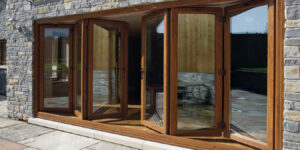 Camcı, Cam Tamir , cam değişimi ve cam montajı hizmetlerinde yıllardır güvenle yanınızdayız. Camcı &Cam Balkon Sistemleri, profesyonel